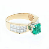 emerlad and diamond ring 14K yellow gold