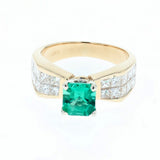 emerlad and diamond ring 14K yellow gold