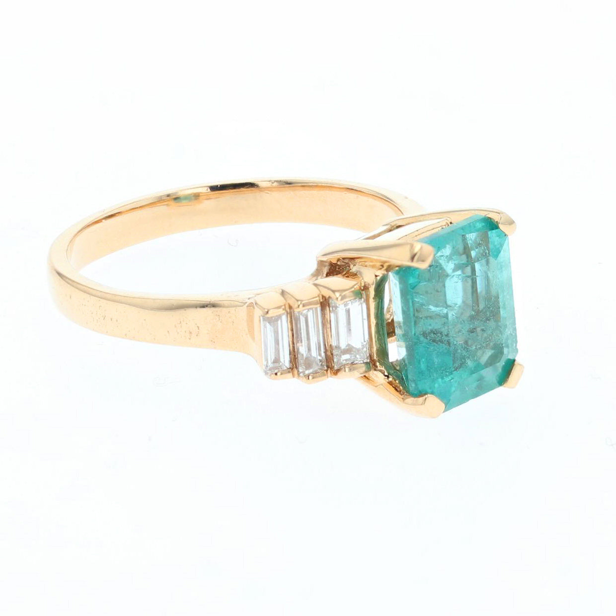 2.55ct Emerald and 0.55ct/tw diamond 14k yellow gold ring
