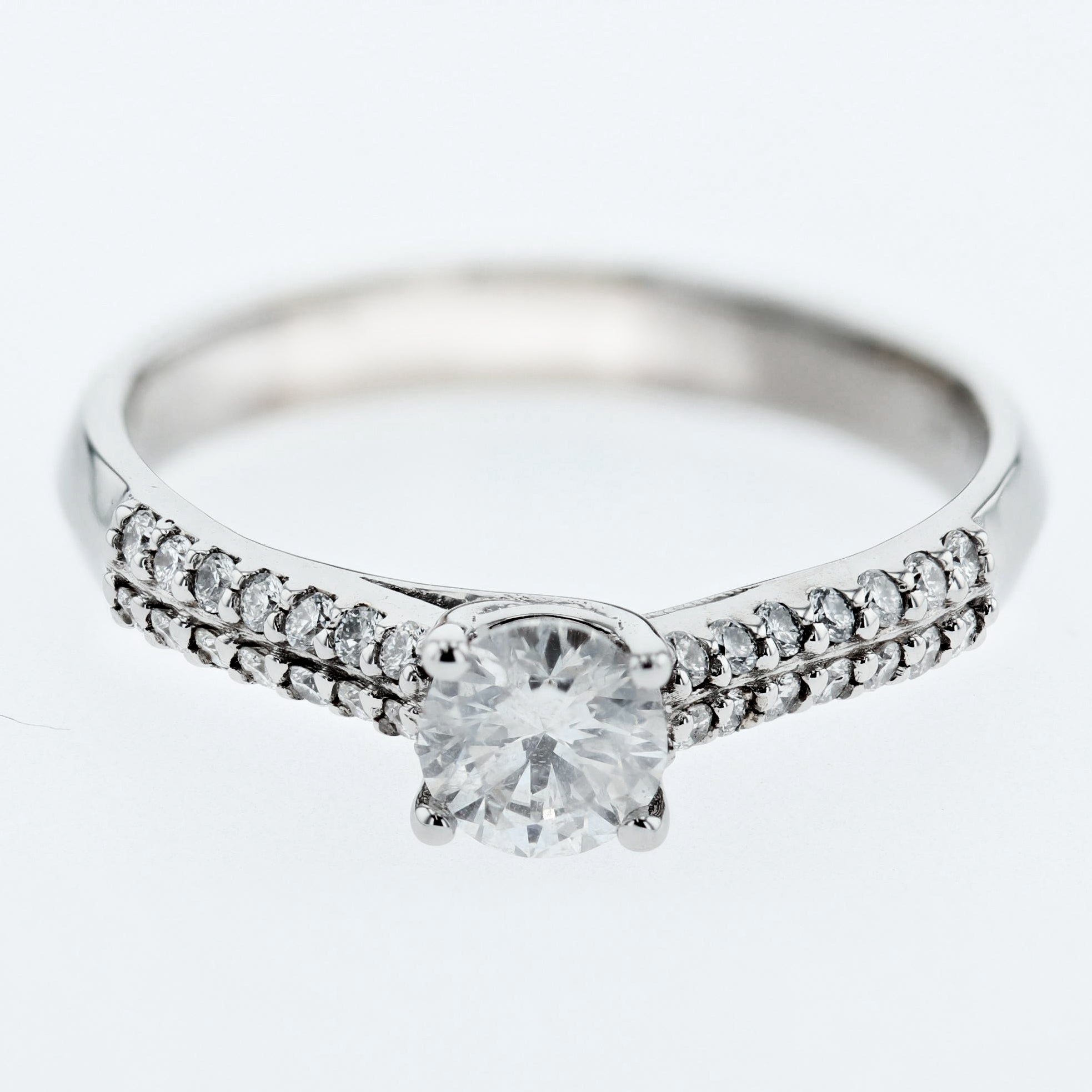 0.61CT/TW Diamond Engagement Ring