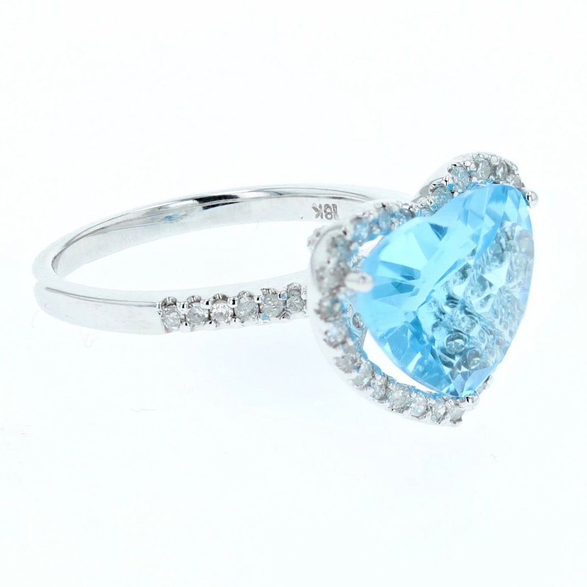 swiss blue heart topaz 18K gold